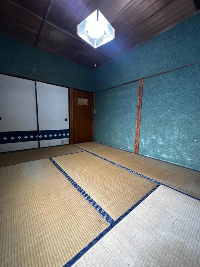 素泊まり民宿とみや Oshima Exterior foto